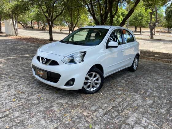 NISSAN MARCH 1.6 SV 16V FLEXSTART 4P XTRONIC NISSAN MARCH 1.6 SV 16V FLEXSTART 4P XTRONIC